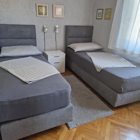 Dr. Igda Apartments Porec Exterior photo