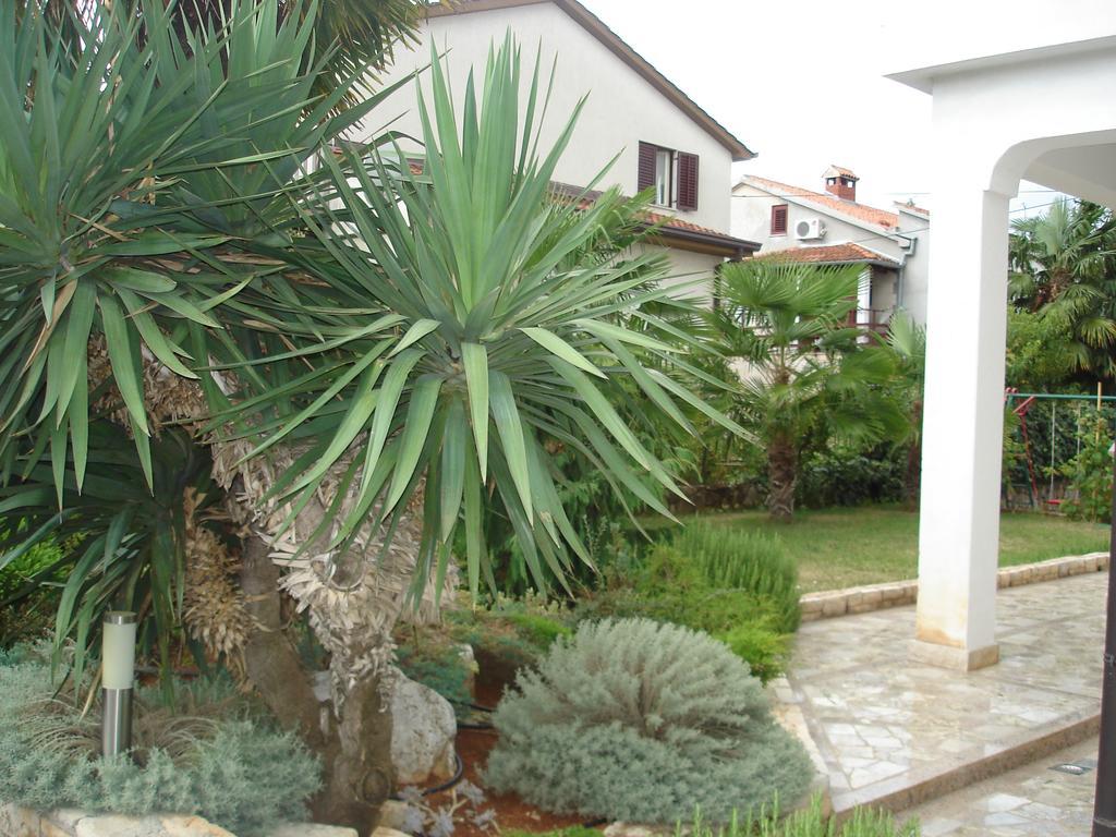 Dr. Igda Apartments Porec Exterior photo