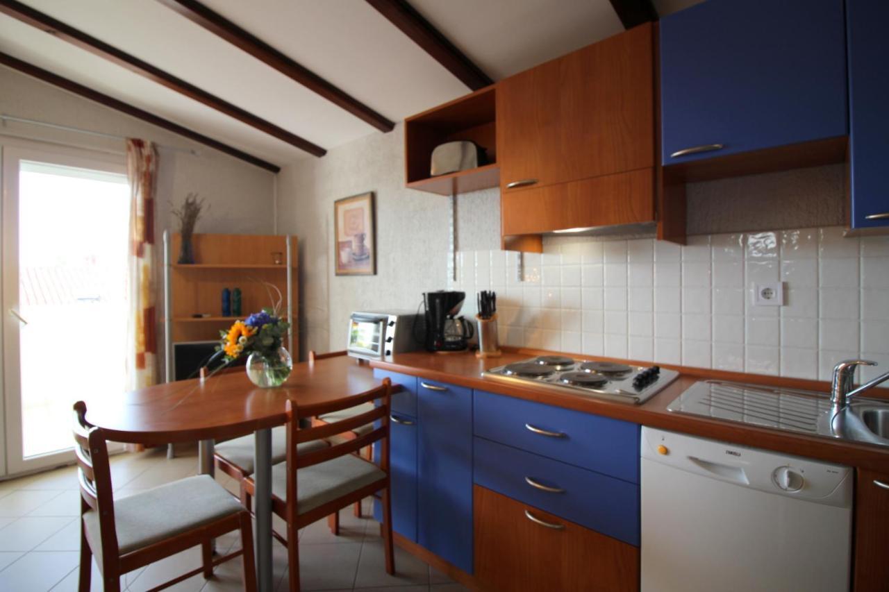 Dr. Igda Apartments Porec Exterior photo