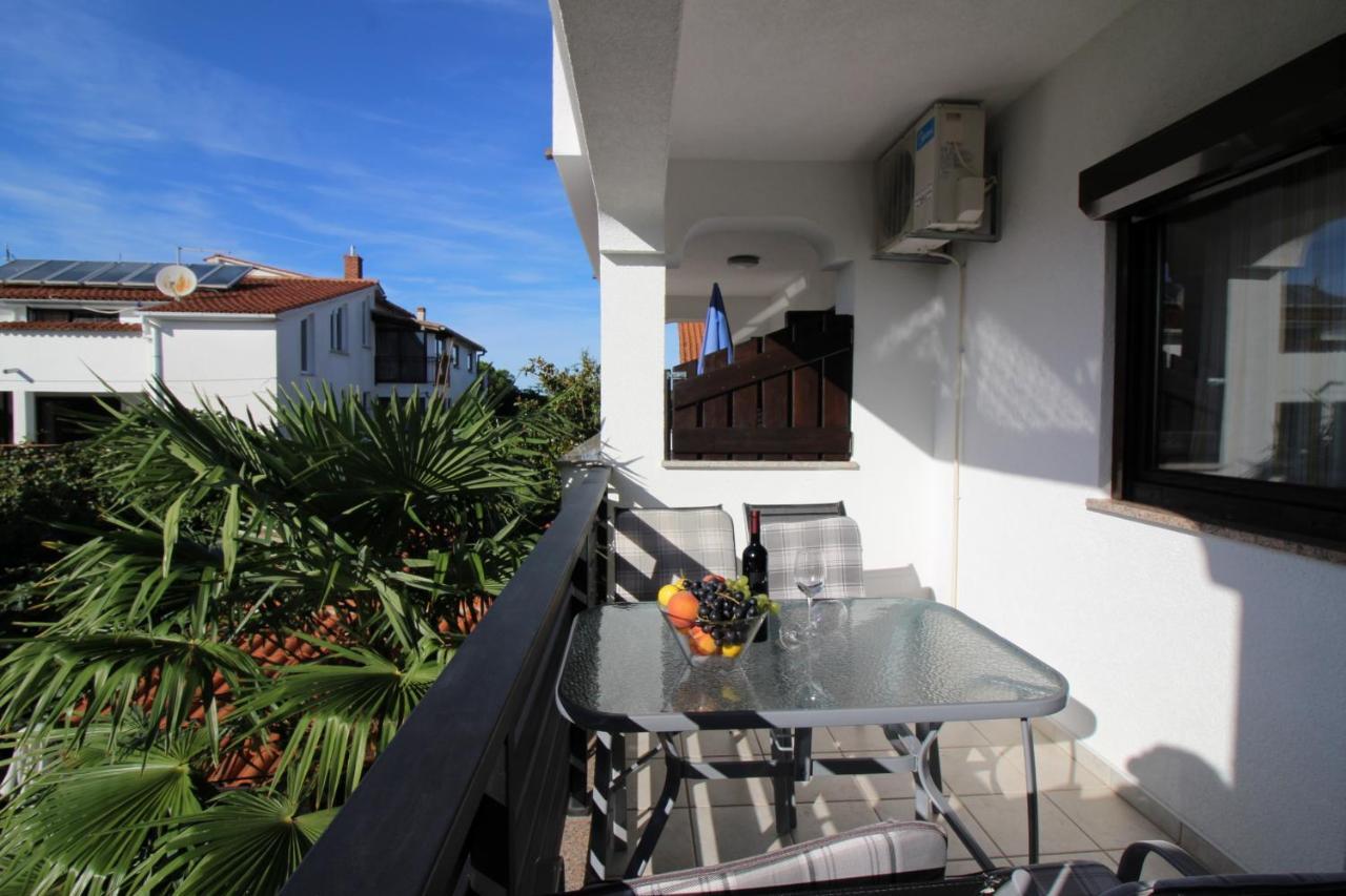 Dr. Igda Apartments Porec Exterior photo